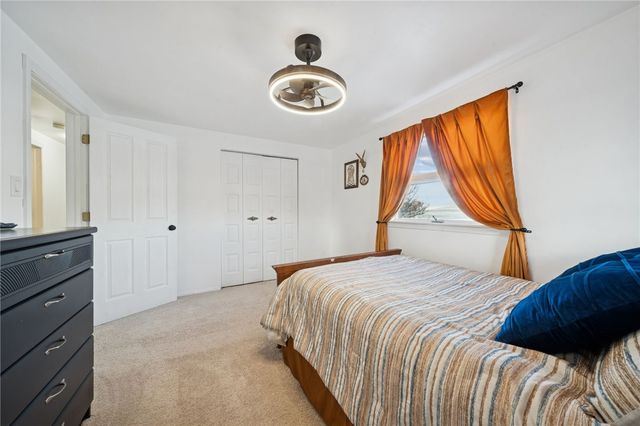 68 Barnhart Rd, Hempfield Twp, PA 15601