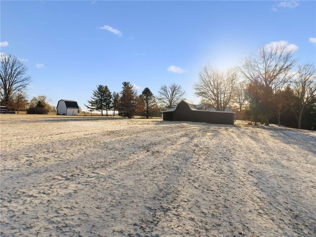 68 Barnhart Rd, Hempfield Twp, PA 15601