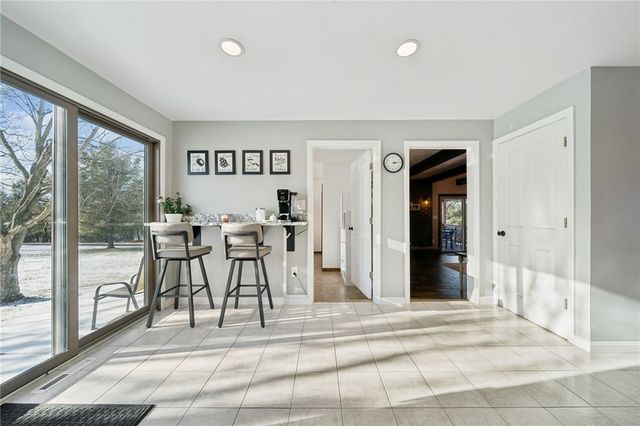 68 Barnhart Rd, Hempfield Twp, PA 15601