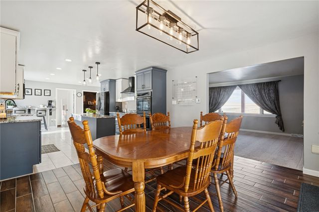 68 Barnhart Rd, Hempfield Twp, PA 15601