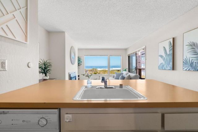 101 Shell Drive 227, Watsonville, CA 95076