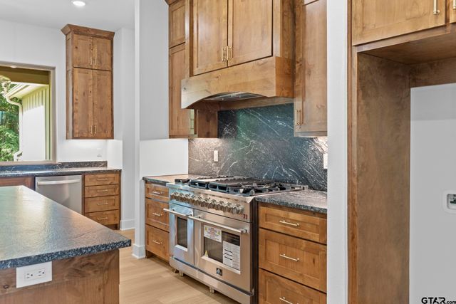 13808 Luka Lane, Tyler, TX 75704