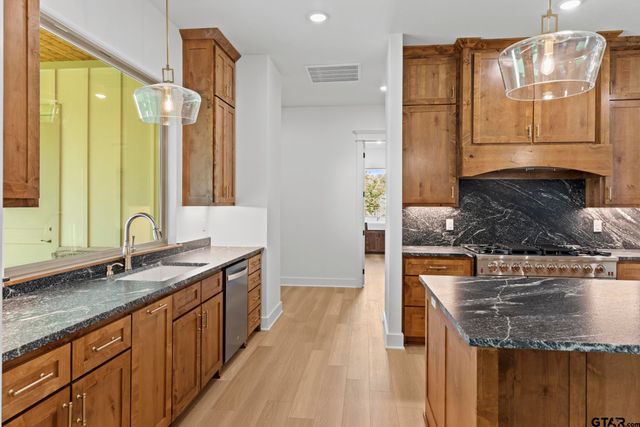 13808 Luka Lane, Tyler, TX 75704