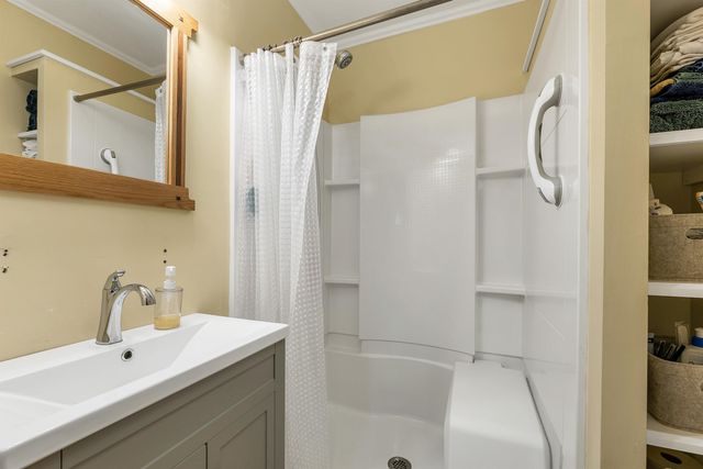 369 High Street, Somersworth, NH 03878