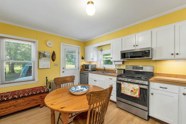 369 High Street, Somersworth, NH 03878