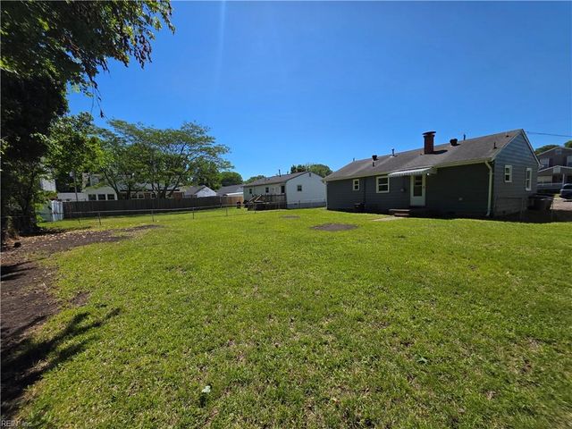 725 Oakland AVE, Hampton, VA 23663
