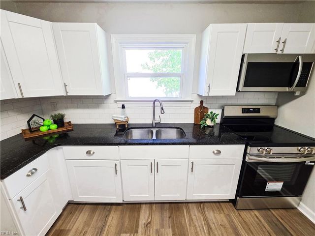 725 Oakland AVE, Hampton, VA 23663