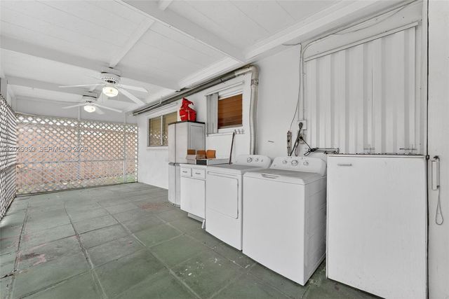 4780 NE 8th Ter, Oakland Park, FL 33334
