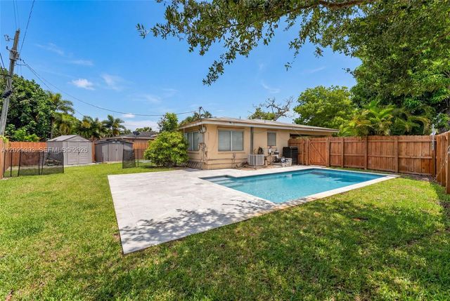 4780 NE 8th Ter, Oakland Park, FL 33334
