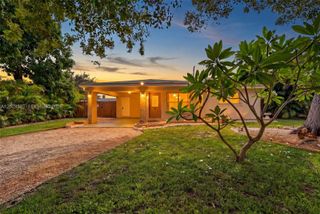 4780 NE 8th Ter, Oakland Park, FL 33334