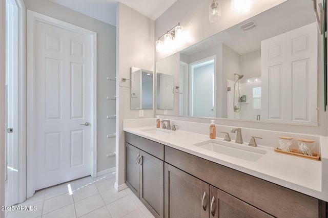 7223 S 13TH Street, Phoenix, AZ 85042