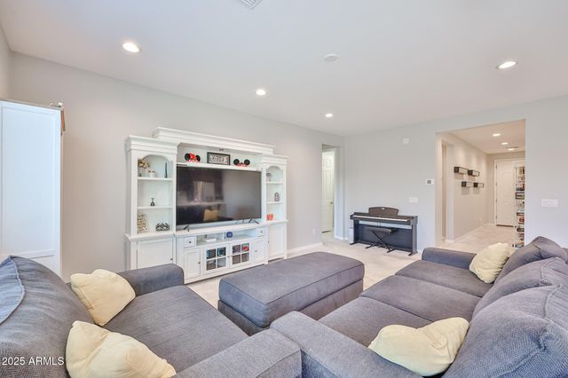 7223 S 13TH Street, Phoenix, AZ 85042