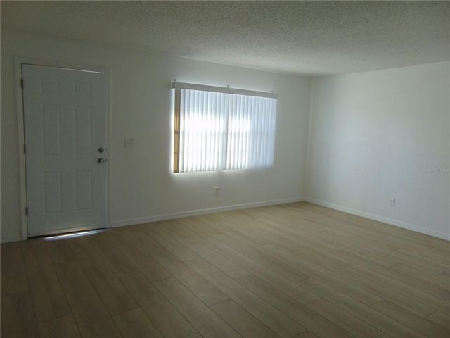 9119 TUDOR DRIVE E102, Tampa, FL 33615