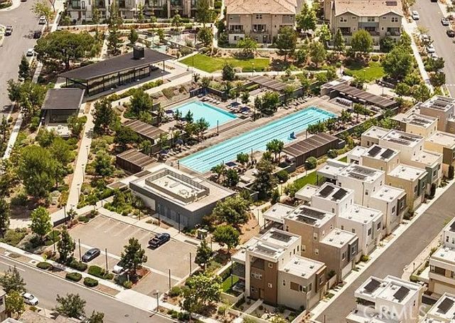 426 Lobata, Irvine, CA 92618
