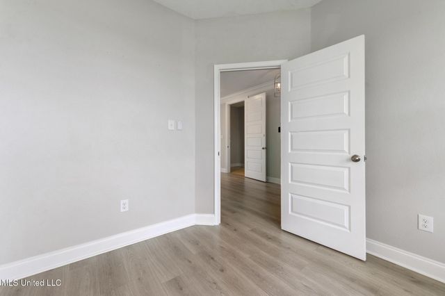 10545 W Landon Green Circle, Gulfport, MS 39503