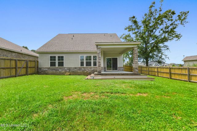 10545 W Landon Green Circle, Gulfport, MS 39503