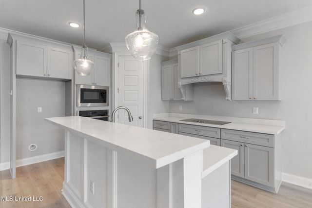 10545 W Landon Green Circle, Gulfport, MS 39503