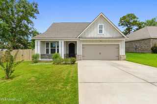 10545 W Landon Green Circle, Gulfport, MS 39503