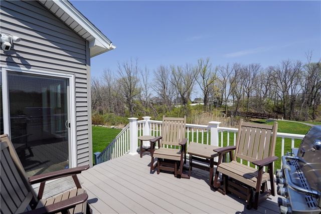 5972 Monarch Drive, Farmington, NY 14425