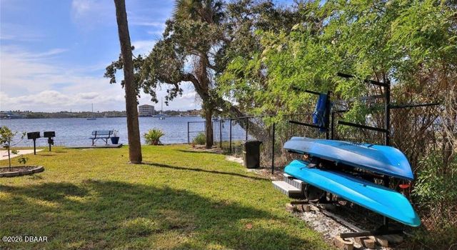 415 N Halifax Ave Apt 303, Daytona Beach, FL 32118