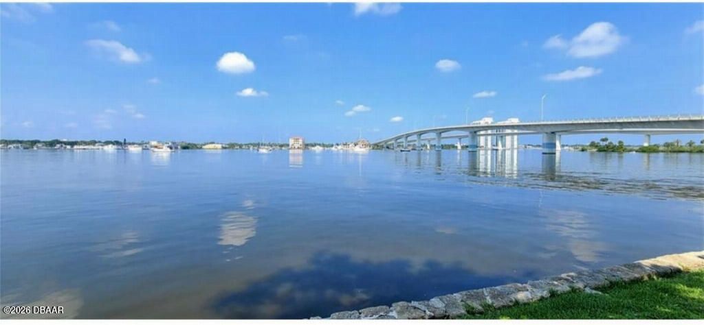 415 N Halifax Ave Apt 303, Daytona Beach, FL 32118