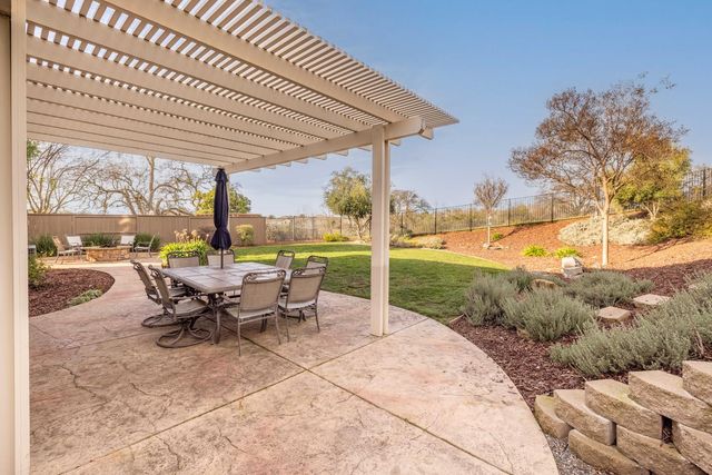 9010 Hearst Pl, El Dorado Hills, CA 95762