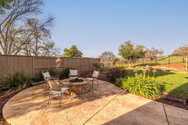 9010 Hearst Pl, El Dorado Hills, CA 95762