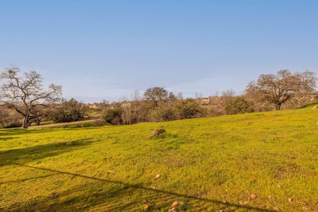 9010 Hearst Pl, El Dorado Hills, CA 95762