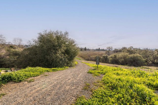 9010 Hearst Pl, El Dorado Hills, CA 95762