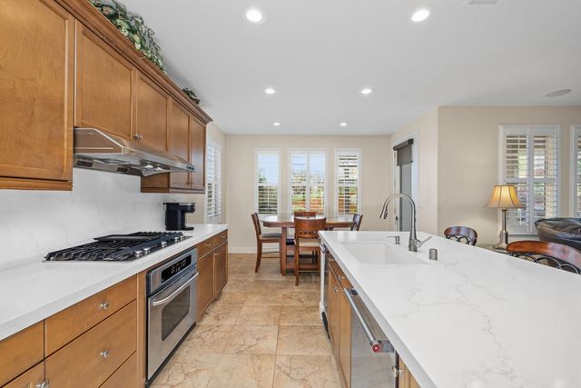 9010 Hearst Pl, El Dorado Hills, CA 95762