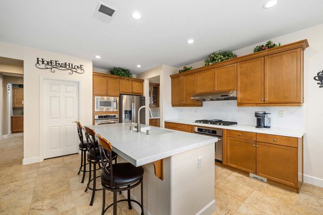 9010 Hearst Pl, El Dorado Hills, CA 95762