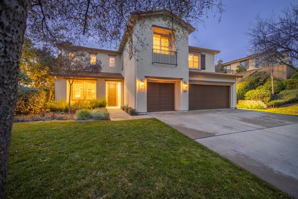 9010 Hearst Pl, El Dorado Hills, CA 95762