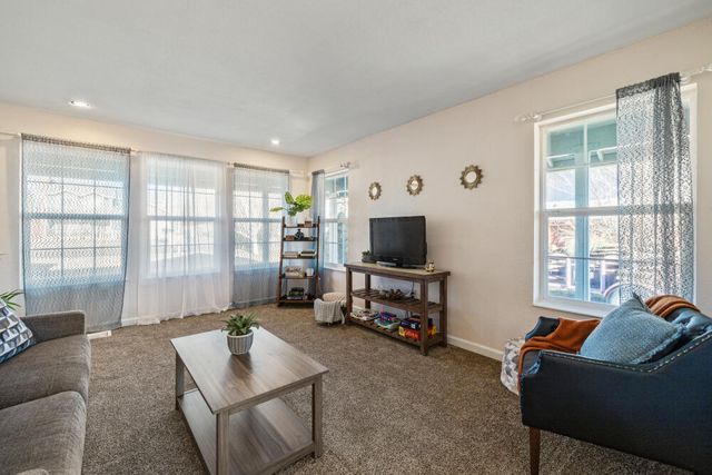 5112 Villa Drive, Klamath Falls, OR 97603