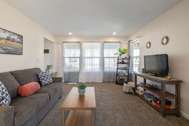 5112 Villa Drive, Klamath Falls, OR 97603