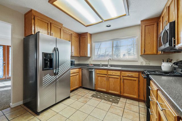 5112 Villa Drive, Klamath Falls, OR 97603