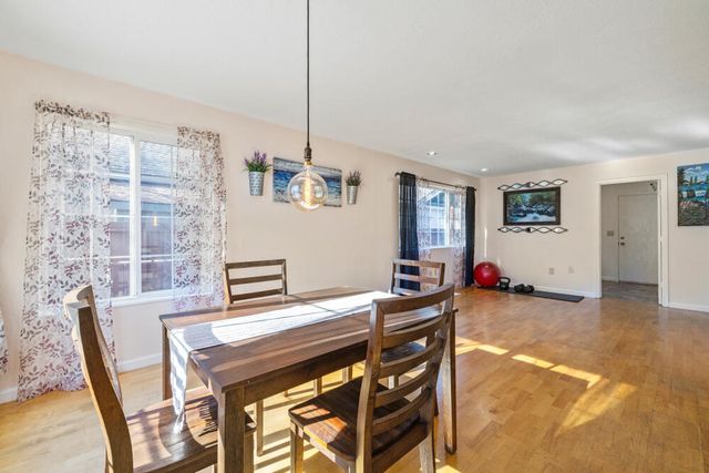 5112 Villa Drive, Klamath Falls, OR 97603