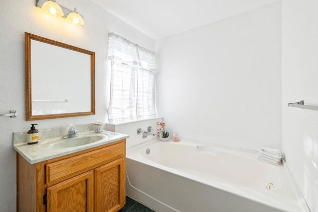 5112 Villa Drive, Klamath Falls, OR 97603