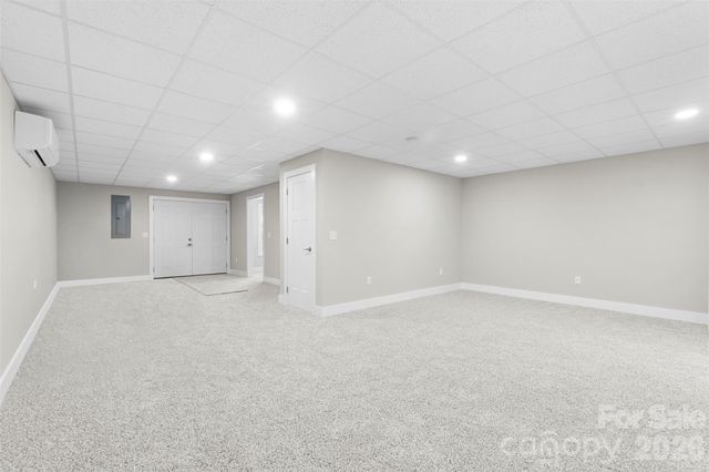 7015 Waterfront Place, Granite Falls, NC 28630