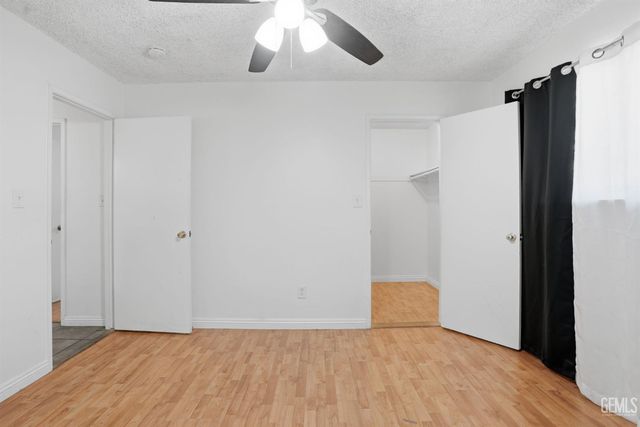 5208 Thyme Lane, Bakersfield, CA 93309