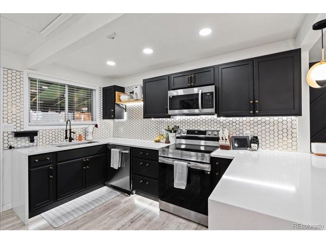 4825 Bryant St, Denver, CO 80221