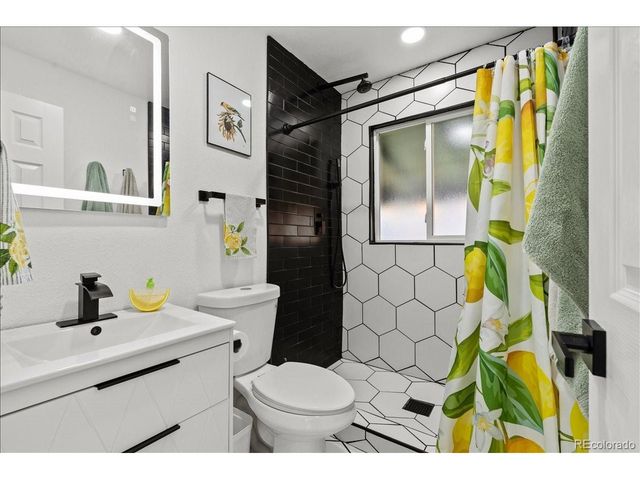 4825 Bryant St, Denver, CO 80221