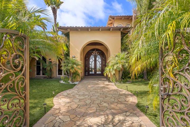 4760 Rancho Del Mar Trail, San Diego, CA 92130
