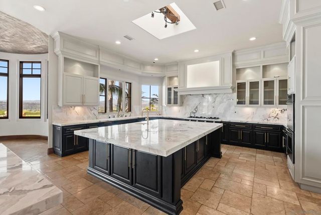 4760 Rancho Del Mar Trail, San Diego, CA 92130