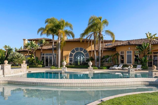 4760 Rancho Del Mar Trail, San Diego, CA 92130