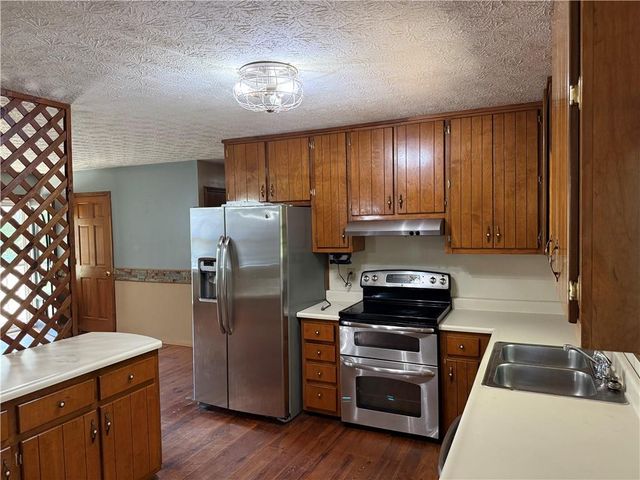 435 S Unity Grove Road, Locust Grove, GA 30248