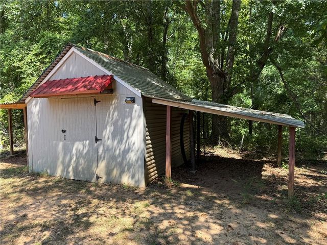 435 S Unity Grove Road, Locust Grove, GA 30248
