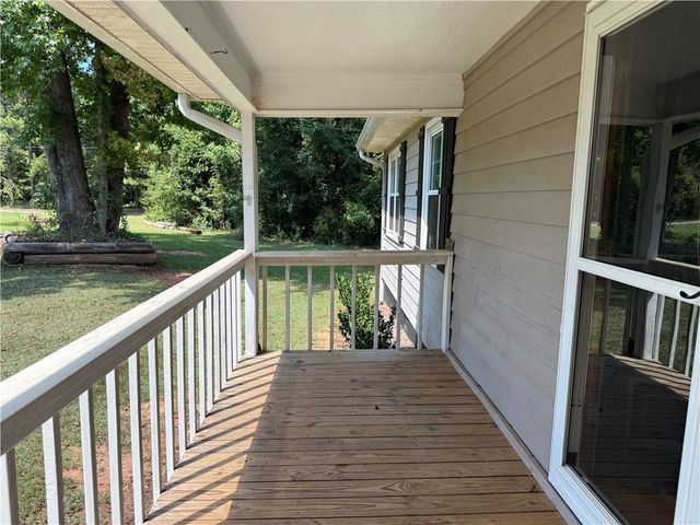435 S Unity Grove Road, Locust Grove, GA 30248
