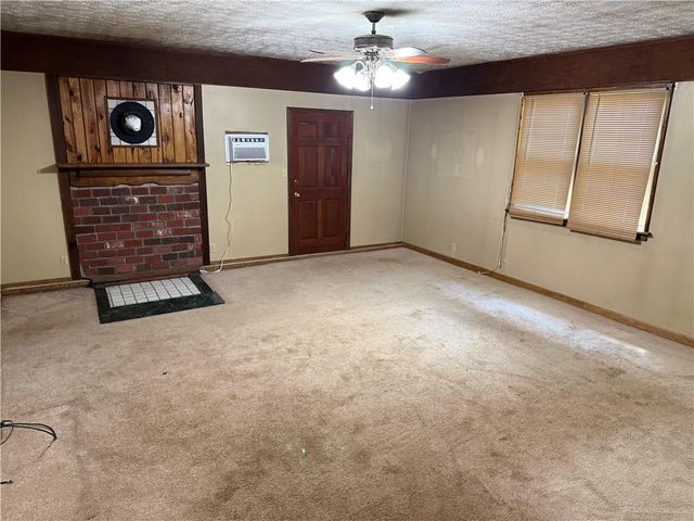 435 S Unity Grove Road, Locust Grove, GA 30248