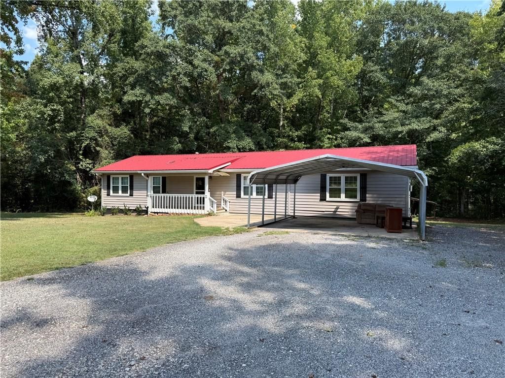 435 S Unity Grove Road, Locust Grove, GA 30248