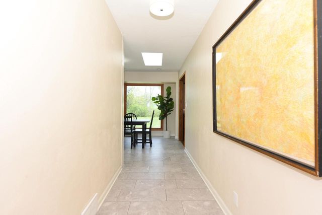 10232 Greenview DRIVE, Mequon, WI 53092